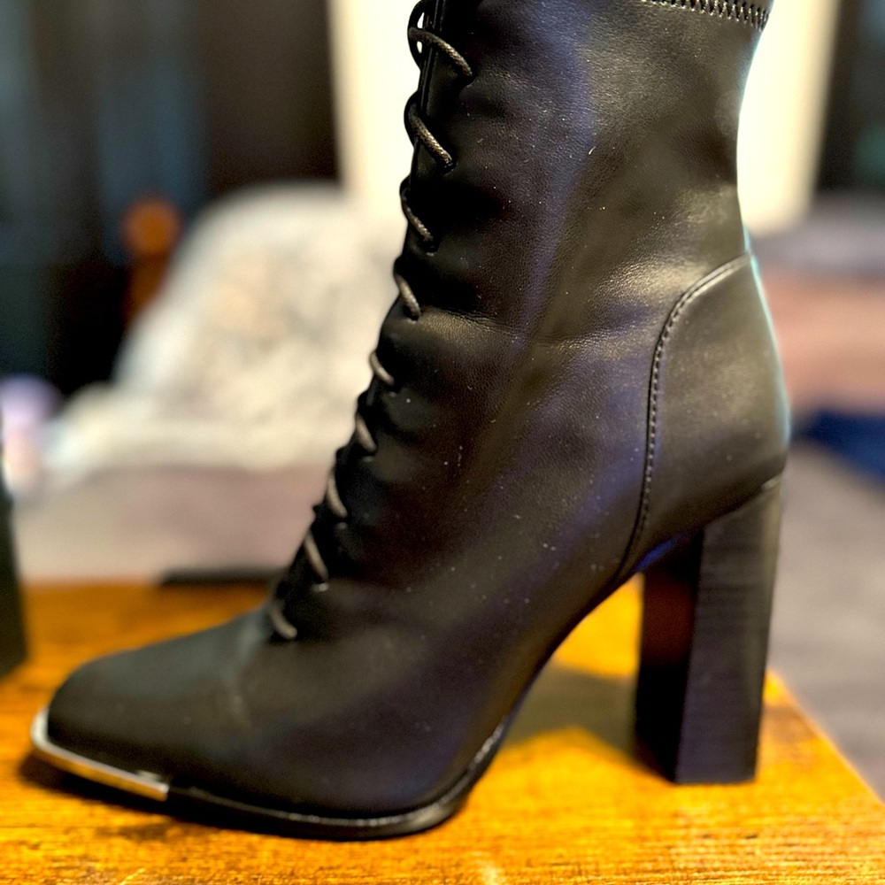 Steve Madden Boots
